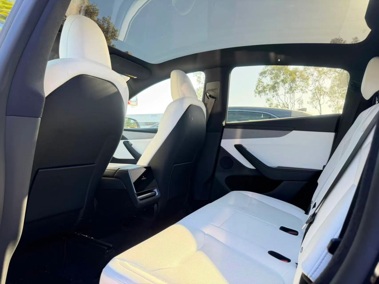 tesla model y 2026 7SAYGDED3TF654128 image tesla model y 2026 7SAYGDED3TF654128 image